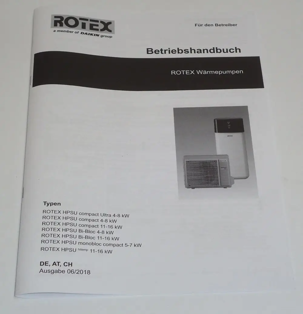 Betriebsanleitung für Daikin Rotex Wärmepumpen, mit Typenübersicht und technischen Informationen auf der Vorderseite. Ausgabe 06/2018 für DE, AT, CH.